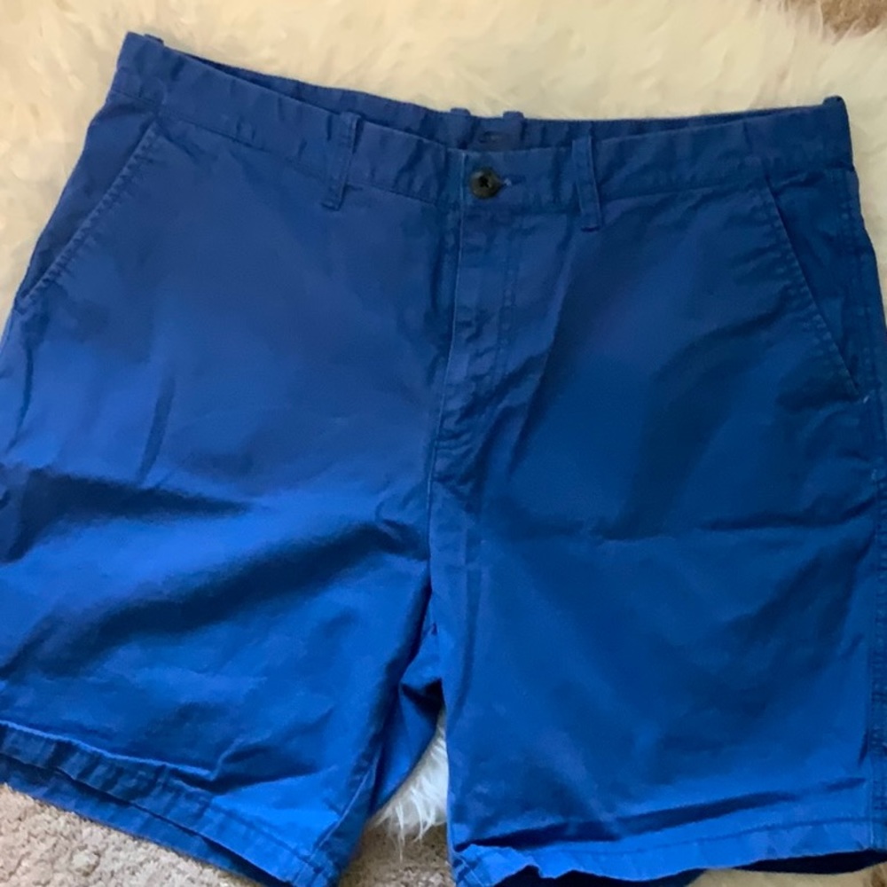 Mens Old Navy blue shorts size 36